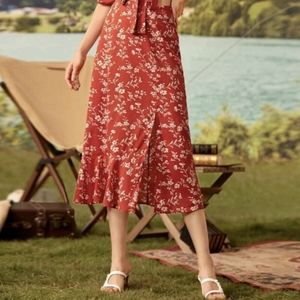 ⭐BOGO FREE⭐ Red Print Skirt